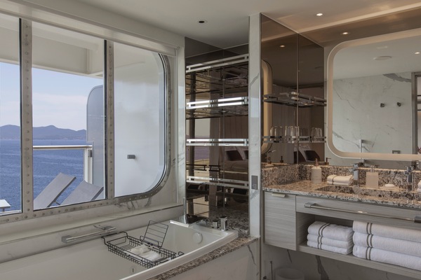 Silversea, Silver Ray, Signature Suite Bathroom ©Silversea Cruises Ltd.jpg